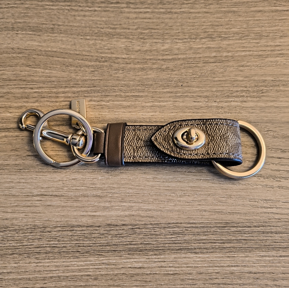Women's Coach Key fob/Keychain